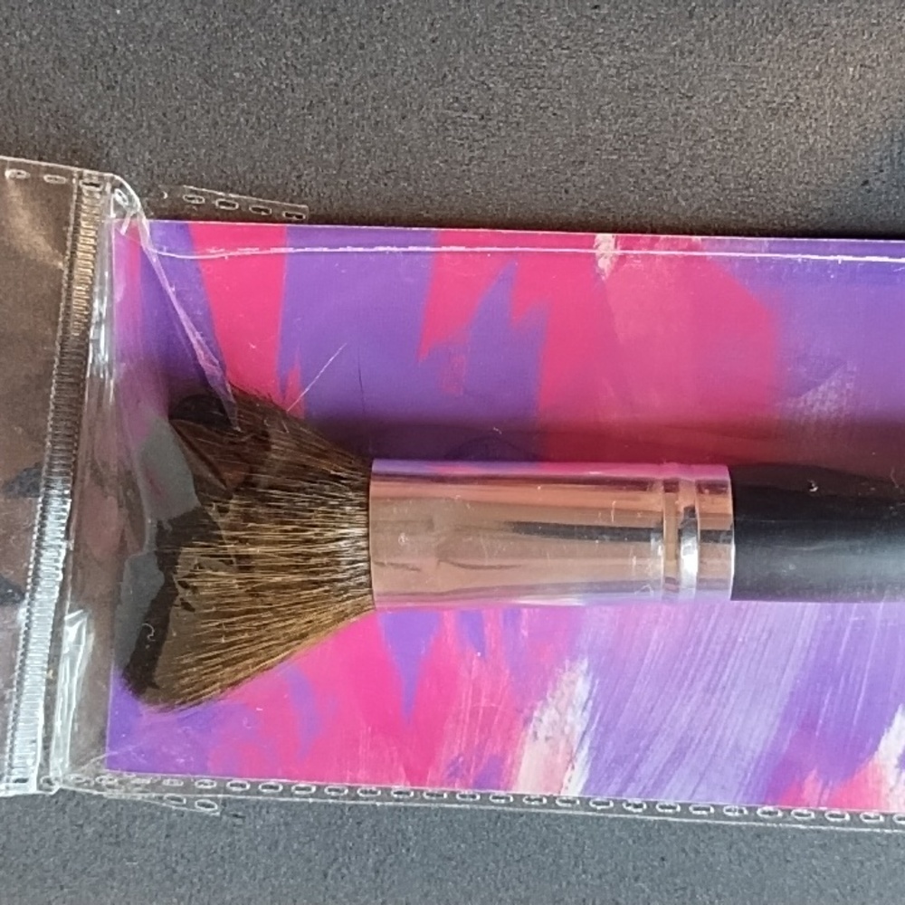 Make-up BRUSH - Picture 4 of 7